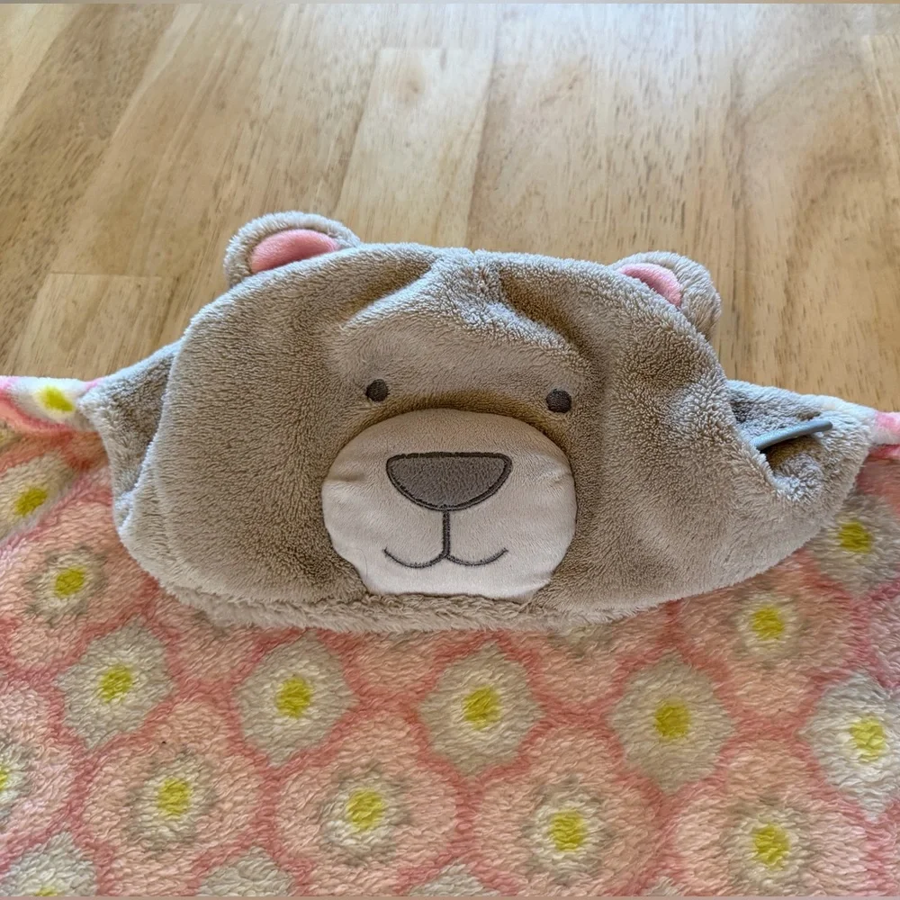 Blankets & Beyond Hooded Baby & Toddler Blanket - Bear Hooded Blanket, EUC!